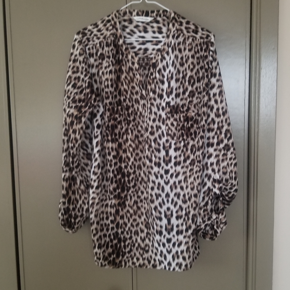 3/4 Button Up Slv, Ruched Gathers - image 1